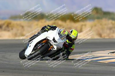 media/Jan-09-2022-SoCal Trackdays (Sun) [[2b1fec8404]]/Turn 16 (11am)/